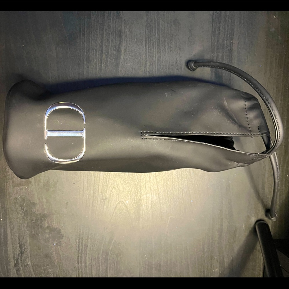 Dior make up brush holder